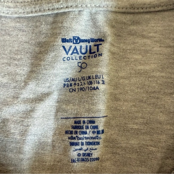 Disney World 50th Men’s T-shirt Vault Collection Sleeveless Size Large Mickey - Picture 2 of 8